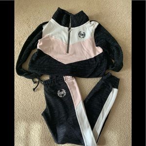 VS Pink sweat outfit